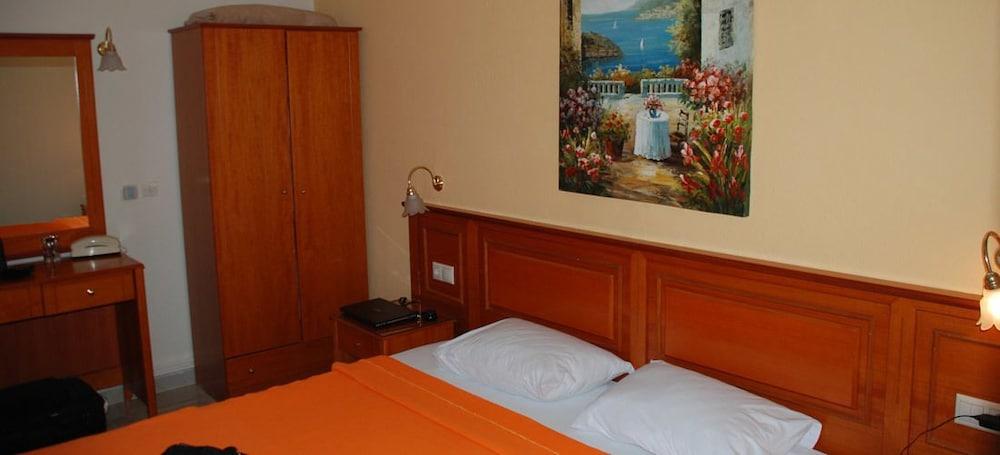Hotel Platon Beach Olympiakí Aktí Exterior foto